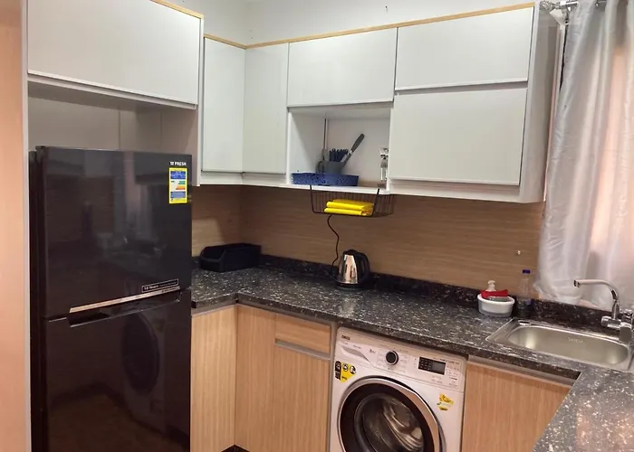 Lovely With Big Balcony Apartment *